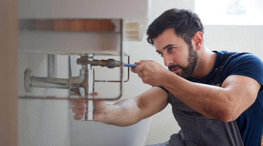Water heater installation in Delhi, LA